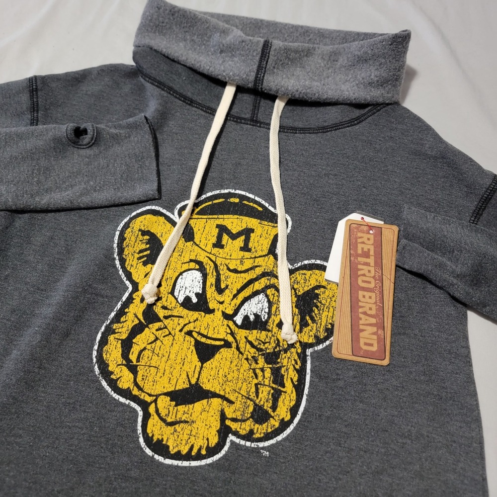 Michigan Wolverines Pullover Mens M Charcoal NCAA Football Retro Brand NEW